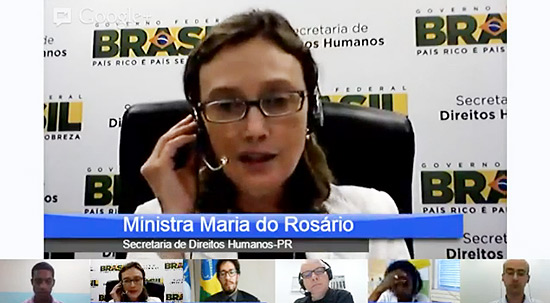 A ministra Maria do Rosrio, da Secretaria de Direitos Humanos, fala durante debate on-line