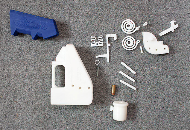 Imagem das peças que compõem uma pistola Liberator, feita em impressora 3D