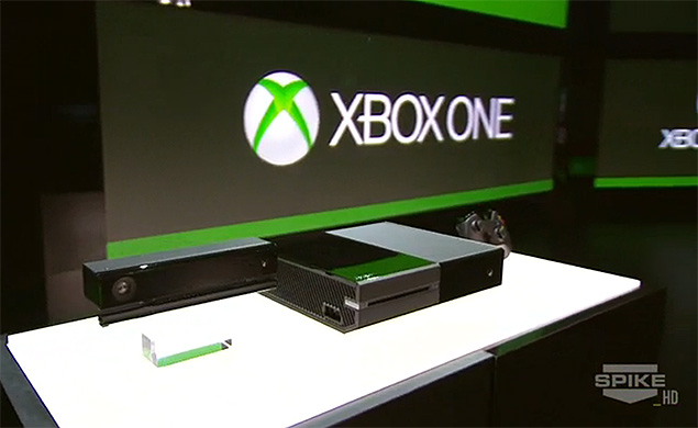 Imagem da transmissão do evento em que a Microsoft anunciou o Xbox One, novo console de videogame