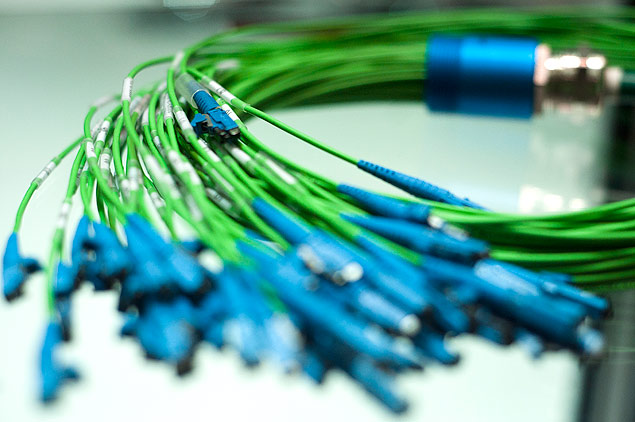 Cabos utilizados para transmisso de dados com fibra tica
