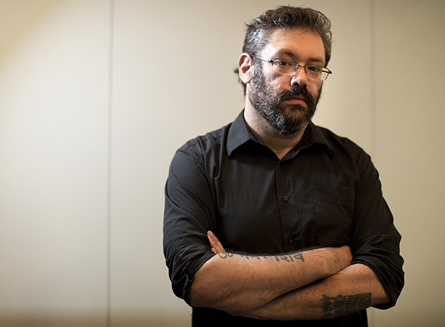 Daniel Pellizzari, 39, escritor e tradutor literrio, que estreia como colunista do caderno caderno 
