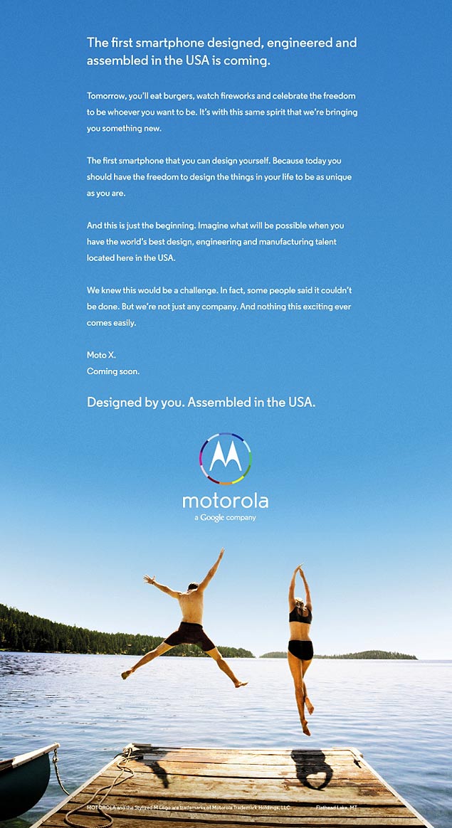 Anncio do Moto X, primeiro smartphone da Motorola desde a compra pelo Google, veiculados nos jornais dos EUA 