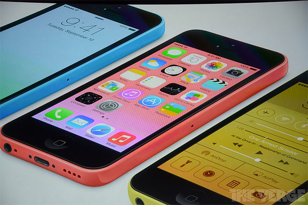 Apple anuncia iPhone 5C, modelo em plstico e colorido do smartphone
