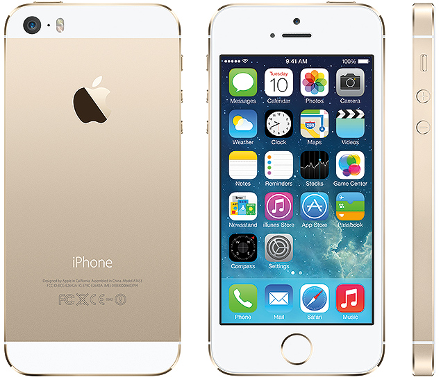 O iPhone 5S, sucessor do iPhone 5, que tem um leitor biométrico no botao frontal e ganhou a cor dourada
