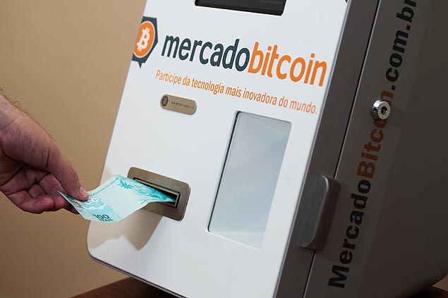 A empresa Mercado Bitcoin instalou um "caixa eletrnico" da moeda virtual na Campus Party