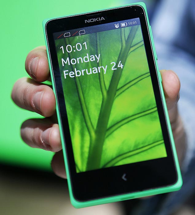 Nokia revela seu Nokia X no Mobile World Congress, em Barcelona 