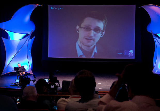 Ex-tcnico da NSA Edward Snowden participa de evento da ONG Electronic Frontier Foundation