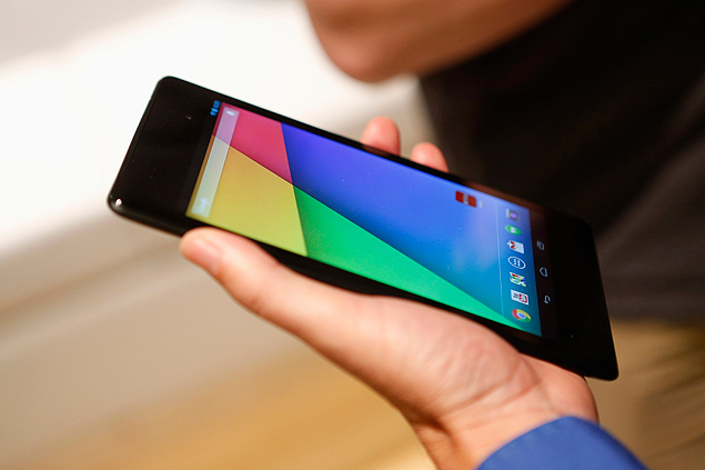 O tablet do Google Nexus 7, fabricado com a Asus