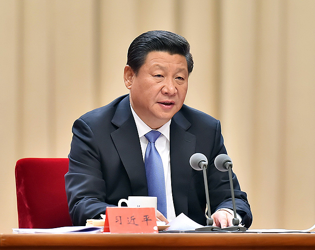 O presidente chins e comandante das foras armadas do pas, Xi Jinping, faz pronunciamento em Pequim