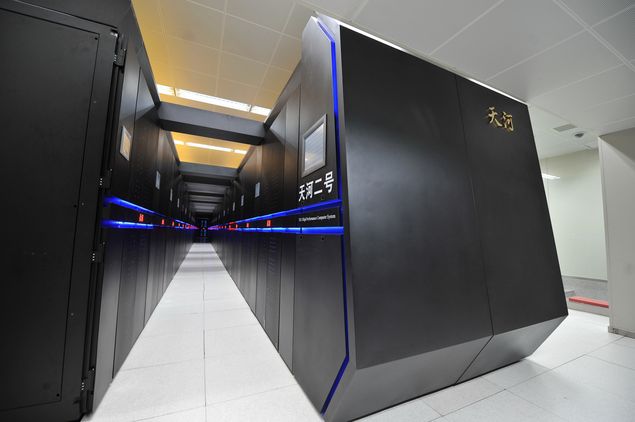 Foto de junho de 2013 mostra o supercomputador chins Tianhe-2, atualmente o mais rpdo do mundo
