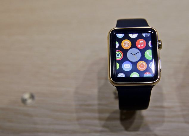 Apple Watch em exposição após evento em San Francisco que detalhou mais recursos do relógio