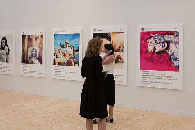 Fotos do Instagram na exposio do artista Richard Prince, na Frieze Art Fair, uma feira de arte em NY
