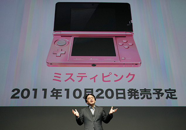 Satoru Iwata durante apresentação em 2011