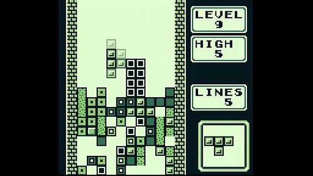 Se sua me acaba com voc no Tetris do Game Boy (ou em qualquer outro minigame), ela  uma gamer. "[Imagem via YouTube]":https://www.youtube.com/watch?v=Ia6Yjbh_aMw