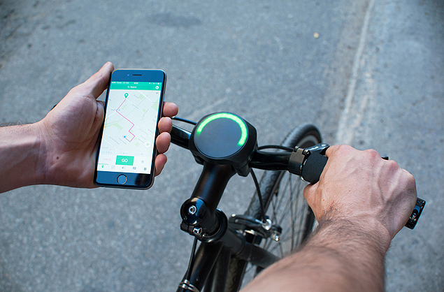 SmartHalo torna bicicleta "inteligente" com indicaes de rota, alarme e farol