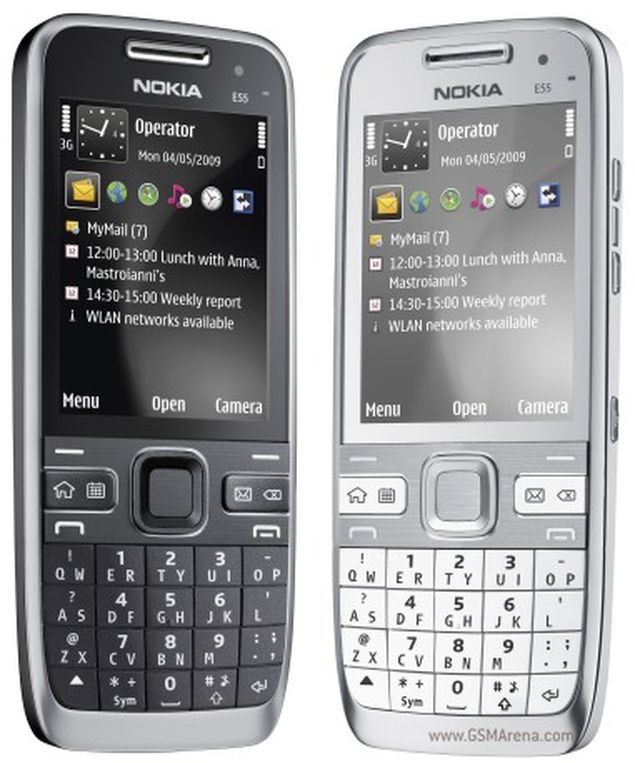 O Celular Nokia E55, que tinha duas letras por tecla, para maximizar a eficincia na digitao