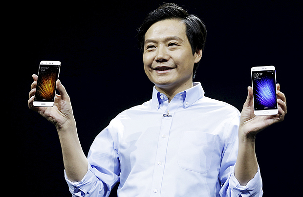 Lei Jun, fundador da Xiaomi, apresenta o Mi 5