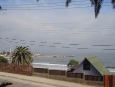 Caf-da-manh com vista para o mar no hotel Lord Willow em Los Vilos, no Chile