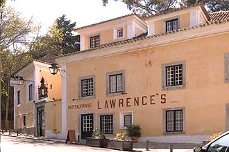 Fachada do Lawrence's Hotel e Restaurante, que apesar de seu passado histrico chegou a ficar trs dcadas fechado