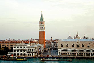 Vista do do Palácio Ducale, na piazza San Marco, em Veneza, Itália
