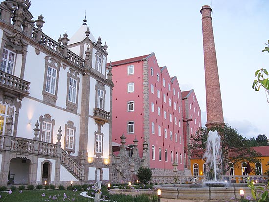 Pousada Palácio do Freixo, na cidade do Porto, em foto de brasileiro participante de mostra e concurso