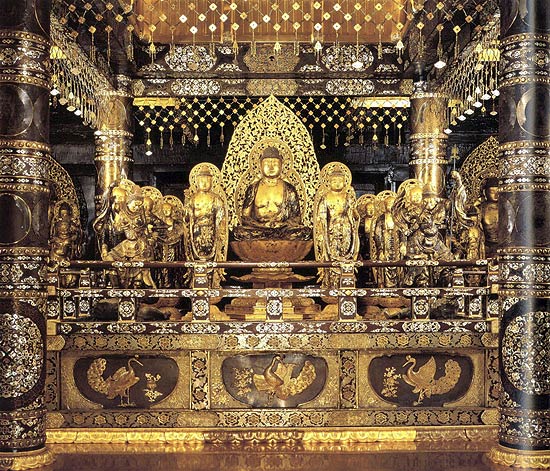 Estrutura central de Konjikido, no templo Chusonji, em Hiraizumi, Japo