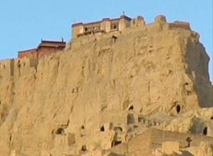 Ruínas do reino Guge, no Tibete; construções datam do século 10
