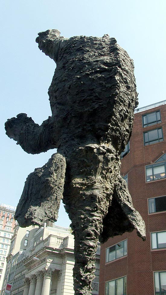 "Gran Elefandret", escultura de bronze de quase oito metros de altura, do artista espanhol Miquel Barceló