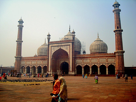 Mesquita Jami Masjid, a maior da ndia, em Dli 