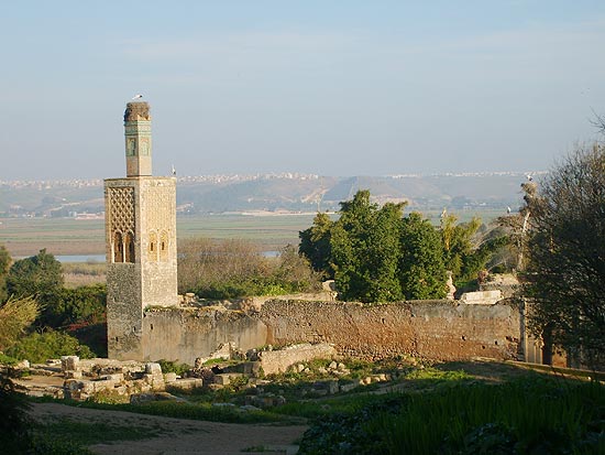 Ruínas da necrópole de Chellah, na cidade de Rabat, capital do Marrocos