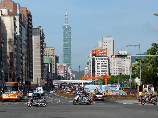 Edfico de 508 metros de altura na cidade de Taipei, em Taiwan