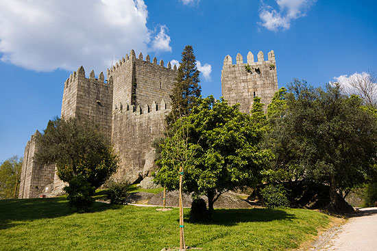 Castelo de Guimares, no norte de Portugal; cidade  uma das Capitais Europeias da Cultura