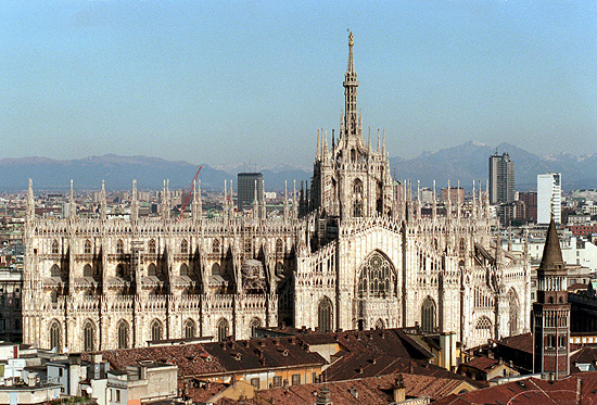 Vista da catedral de Milo, na Itlia; cidade  um dos destinos que tm preos promocionais em passagens