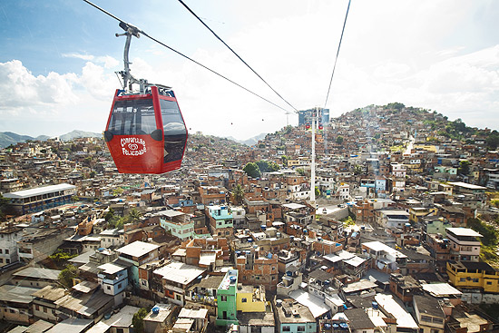 Telefrico do Complexo do Alemo, no Rio de Janeiro; valor da passagem para quem no mora na comunidade subiu de R$ 1 para R$ 5