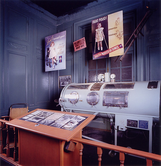 Sala sobre o combate  poliomielite no Museu Internacional da Cincia Cirrgica, de Chicago