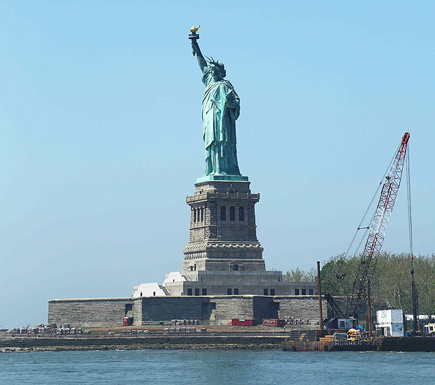 Liberty Island, em obra, no mês passado