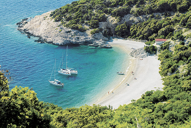 Praia de Lubenice, na costa adriática croata
