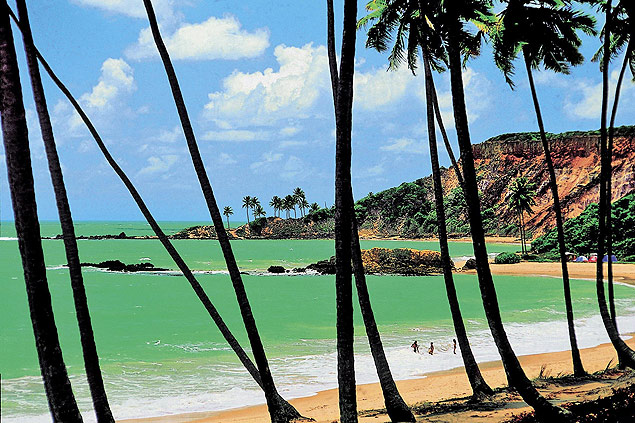 ORG XMIT: 493901_0.tif Paisagem de praia em Coqueirinho (30 km de João Pessoa - PB). (Coqueirinho, PB. Foto de PBTUR/Divulgação) 