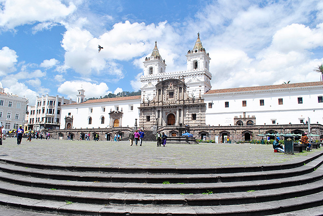 Igreja de So Francisco, no centro histrico de Quito, capital do Equador