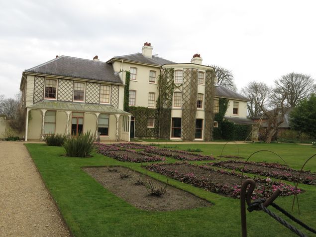 Down House, a casa onde o naturalista Charles Darwin viveu de 1842 a 1882, na vila de Downe