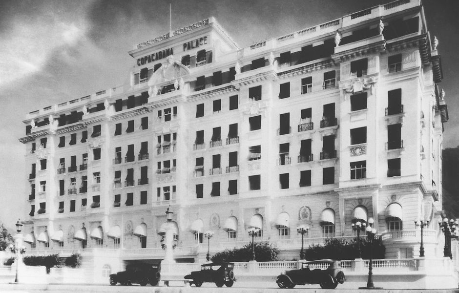 Fachada do Copacabana Palace, em 1930