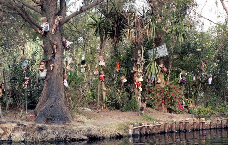 A Isla de las muecas, ou Ilha das bonecas, no Mxico 