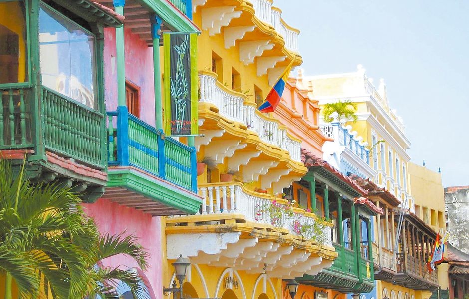  ORG XMIT: 192001_0.tif Casas coloridas em Cartagena, cidade do Caribe colombiano fundada em 1533 que foi importante porto do imprio espanhol. (Foto Divulgao)