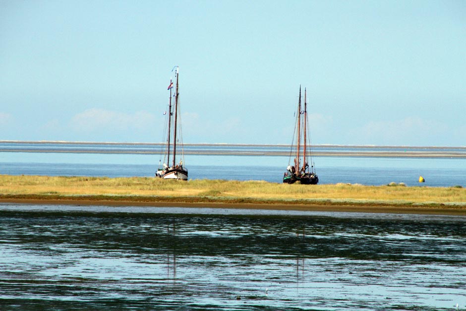 Barcos na ilha de Texel, na Holanda