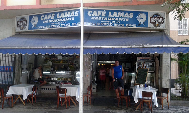 Fachada do Caf Lamas, um dos restaurantes mais antigos do Rio