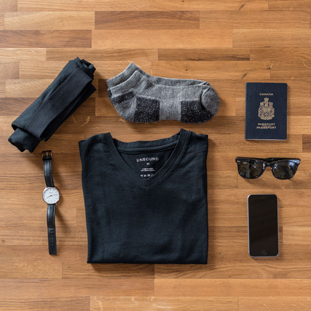 Kit de camisa, cueca e meia de lã da Unbound, que promete fazer roupas de viagem que podem ser usadas por 46 dias seguidos