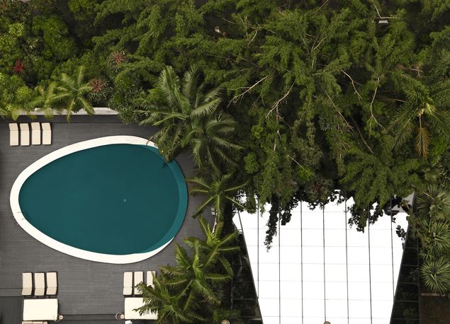 Vista area da piscina do hotel Tivoli Mofarrej, em So Paulo
