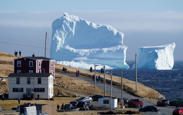 Ferryland, cidade do Canad fica na rota de icebergs