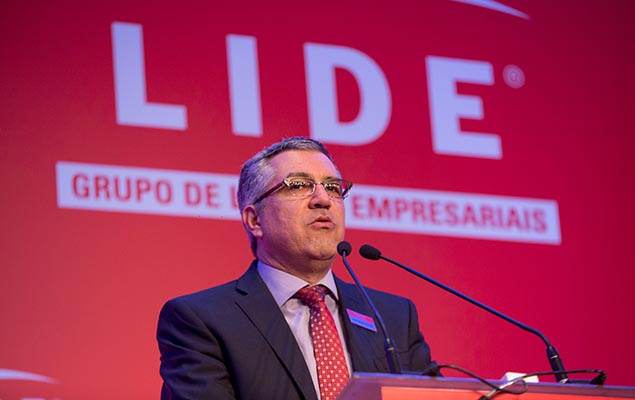 O candidato ao governo de SP pelo PT, Alexandre Padilha, participa de seminrio promovido pelo Lide, na Vila Olmpia (SP)