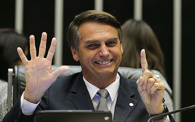 O deputado federal Jair Bolsonaro (PP-RJ) presidindo a sessão na Câmara
